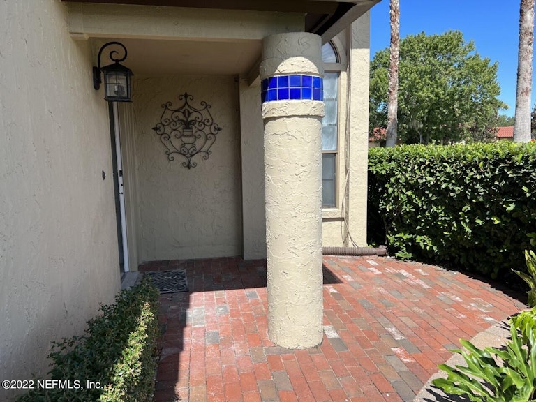 Photo 7 of 16 - 4012 Corrientes Ct S, Jacksonville, FL 32217