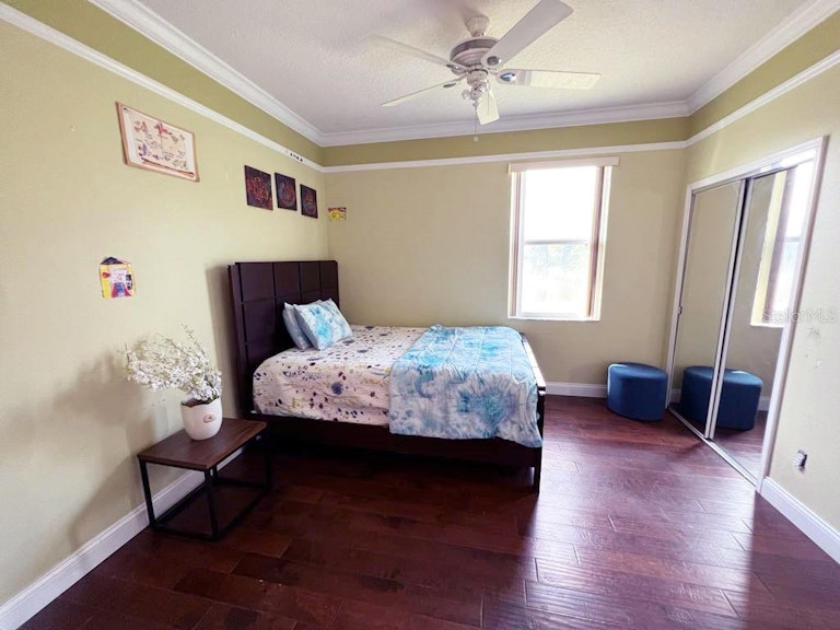 Photo 11 of 22 - 3851 Hunters Isle Dr, Orlando, FL 32837