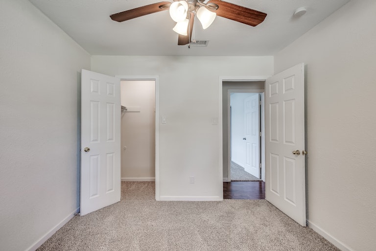 Photo 25 of 32 - 207 Cherrybark Dr, Coppell, TX 75019