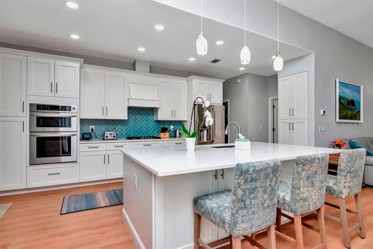 Photo 27 of 72 - 18910 Maisons Dr, Lutz, FL 33558