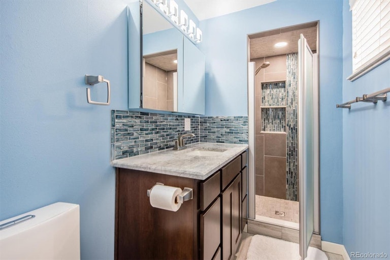Photo 17 of 30 - 785 Daphne St, Broomfield, CO 80020