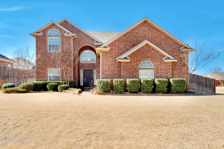 Photo 27 of 27 - 600 Lakewood Dr, Kennedale, TX 76060