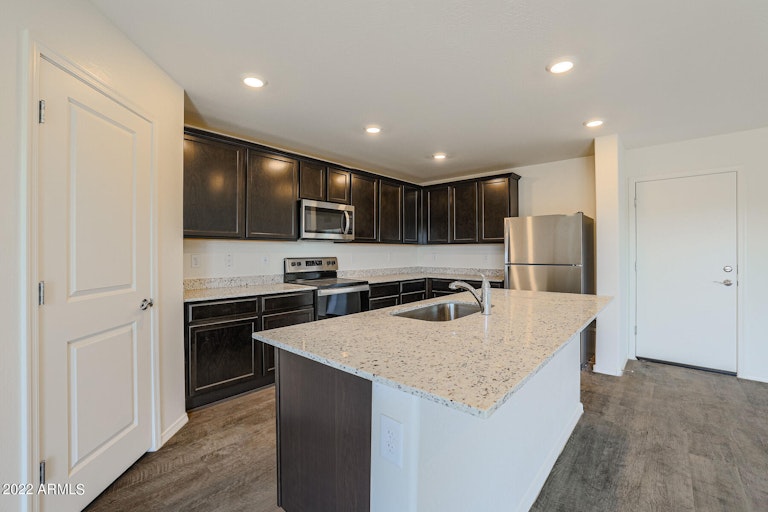 Photo 4 of 10 - 233 S Oak St, Florence, AZ 85132