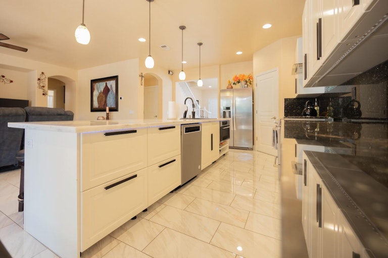 Photo 12 of 36 - 1002 Heritage Way, Yuba City, CA 95991