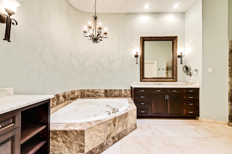 Photo 4 of 27 - 212 Hollywood Dr, Coppell, TX 75019