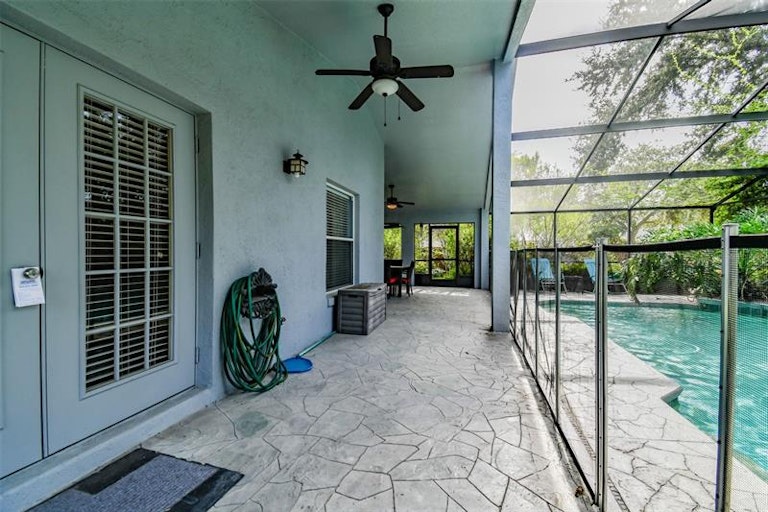 Photo 47 of 59 - 10102 Somersby Dr, Riverview, FL 33578