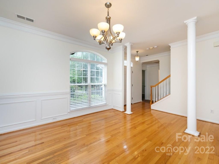 Photo 6 of 37 - 11929 Harmon Ln, Pineville, NC 28134