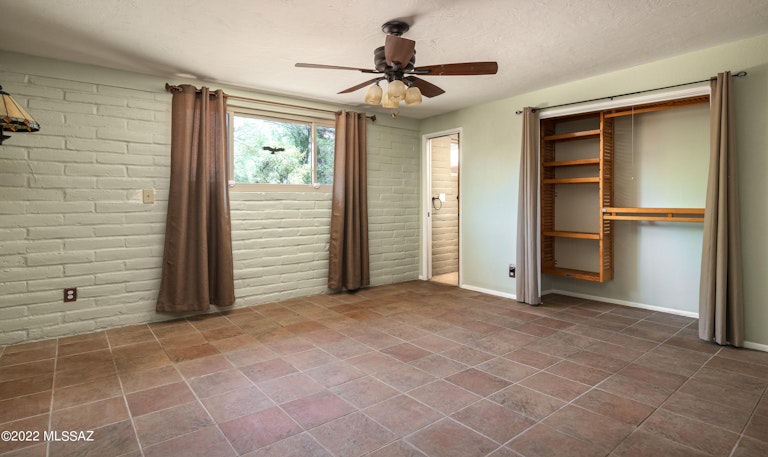 Photo 19 of 31 - 2515 N Rising Star Trl, Tucson, AZ 85745