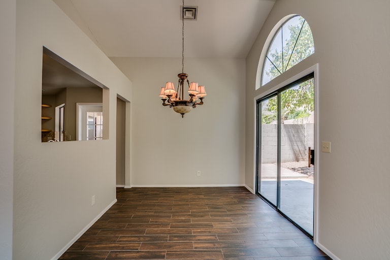 Photo 9 of 26 - 4725 E Brown Rd #10, Mesa, AZ 85205