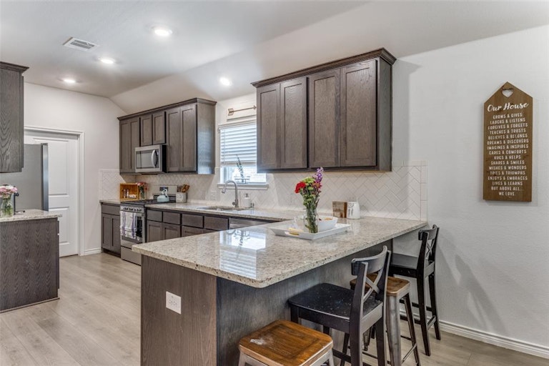 Photo 15 of 36 - 420 Cowboy Way, Anna, TX 75409