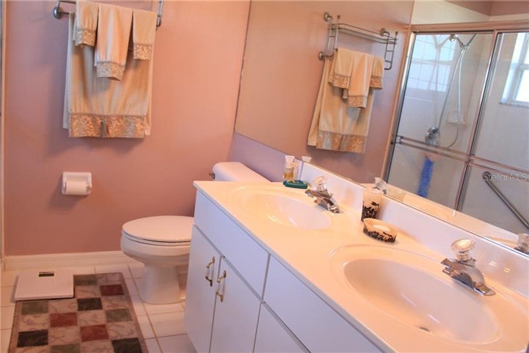 Photo 18 of 19 - 3904 Allamanda Ct, Clermont, FL 34711