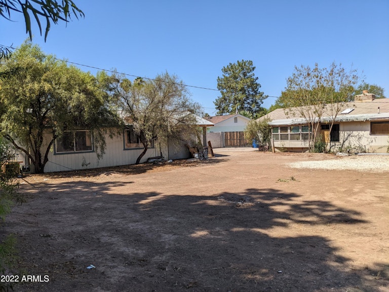 Photo 25 of 33 - 445 N Temple St, Mesa, AZ 85203