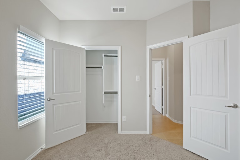 Photo 25 of 26 - 6928 Cloudcroft Ln, Fort Worth, TX 76131