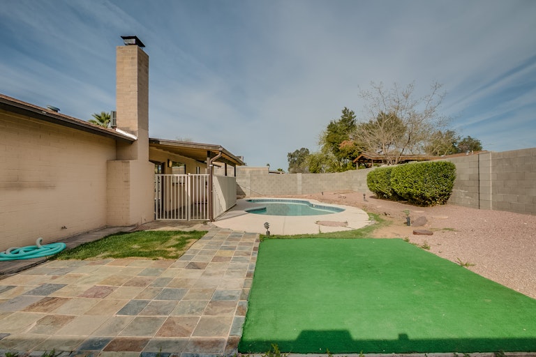 Photo 29 of 31 - 2734 W Charleston Ave, Phoenix, AZ 85053