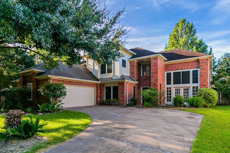 Photo 32 of 32 - 1603 Berkoff Dr, Sugar Land, TX 77479