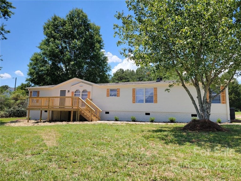 Photo 27 of 28 - 6036 Frazier Dr, Davidson, NC 28036