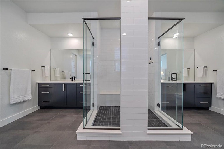 Photo 27 of 40 - 5830 Geneva St, Denver, CO 80238