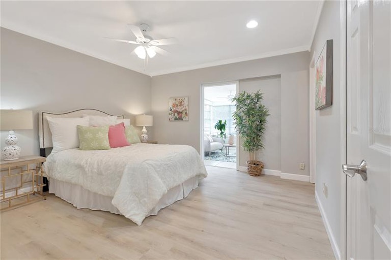 Photo 40 of 52 - 2302 S Arrawana Ave, Tampa, FL 33629