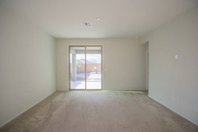 Photo 4 of 25 - 26118 W Sequoia Dr, Buckeye, AZ 85396