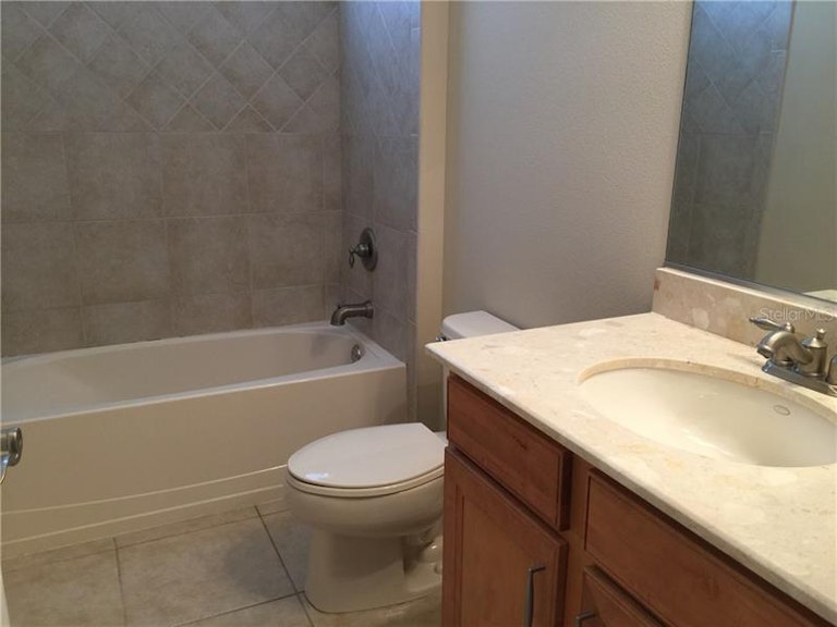 Photo 17 of 24 - 6823 44th Ter E, Bradenton, FL 34203