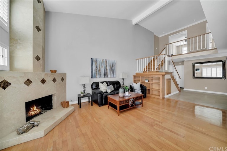 Photo 8 of 38 - 7876 Moonmist Cir, Huntington Beach, CA 92648