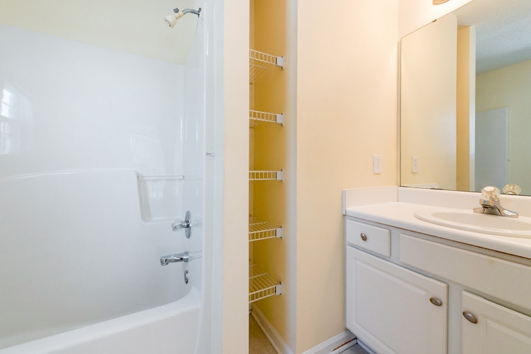 Photo 14 of 16 - 2025 Turtle Point Dr, Raleigh, NC 27604