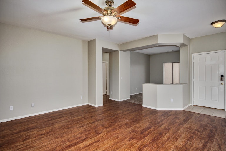 Photo 5 of 17 - 1142 N 5th St, Buckeye, AZ 85326