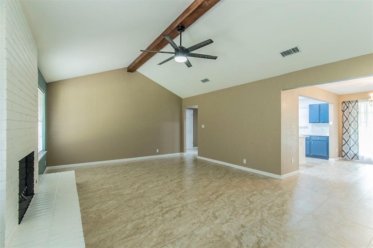 Photo 7 of 25 - 4801 Stage Line Dr, Arlington, TX 76017