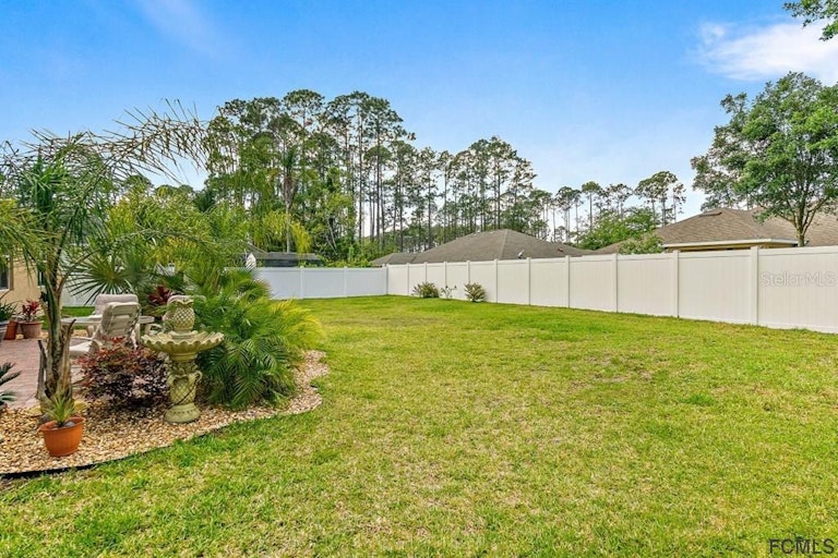 Photo 37 of 39 - 6 Essington Ln, Palm Coast, FL 32164