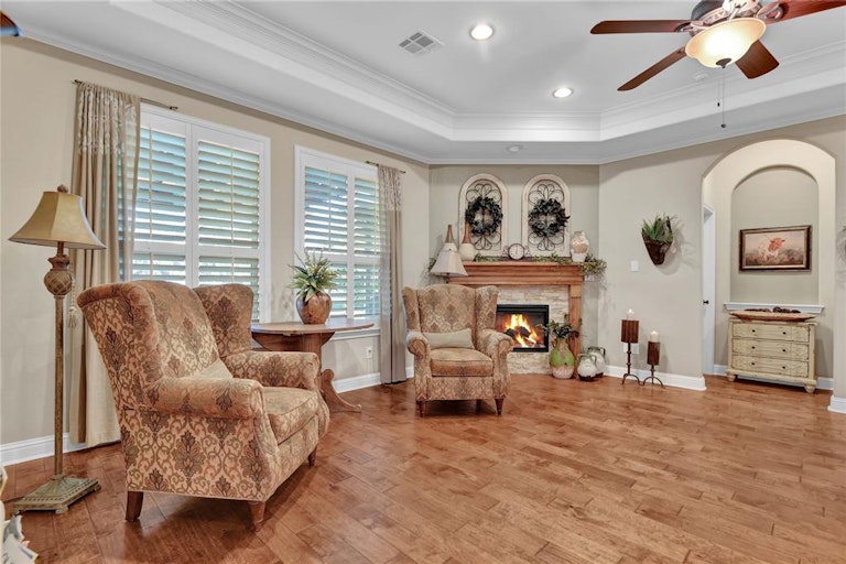 Photo 11 of 38 - 8702 Malardcrest Dr, Humble, TX 77346