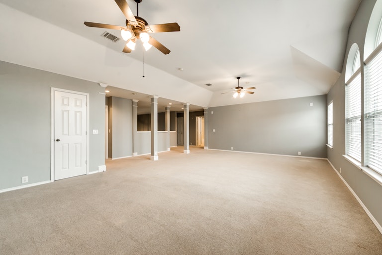 Photo 5 of 26 - 4401 Vista Meadows Dr, Fort Worth, TX 76244