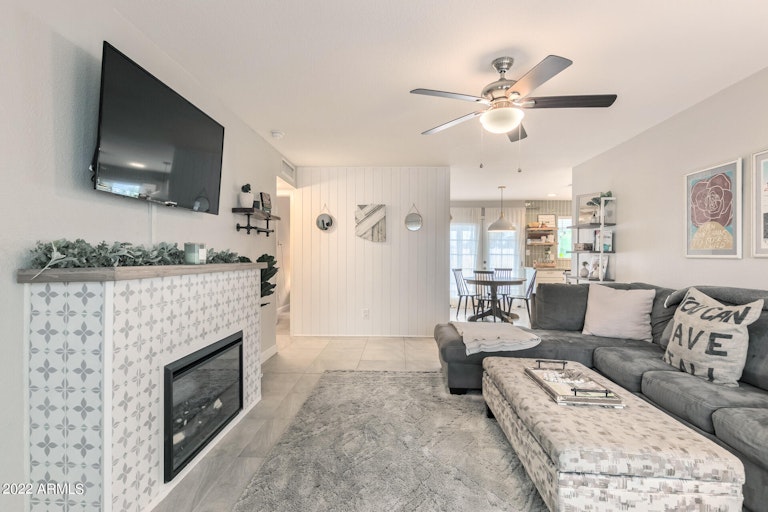 Photo 12 of 42 - 1704 W Loughlin Dr, Chandler, AZ 85224