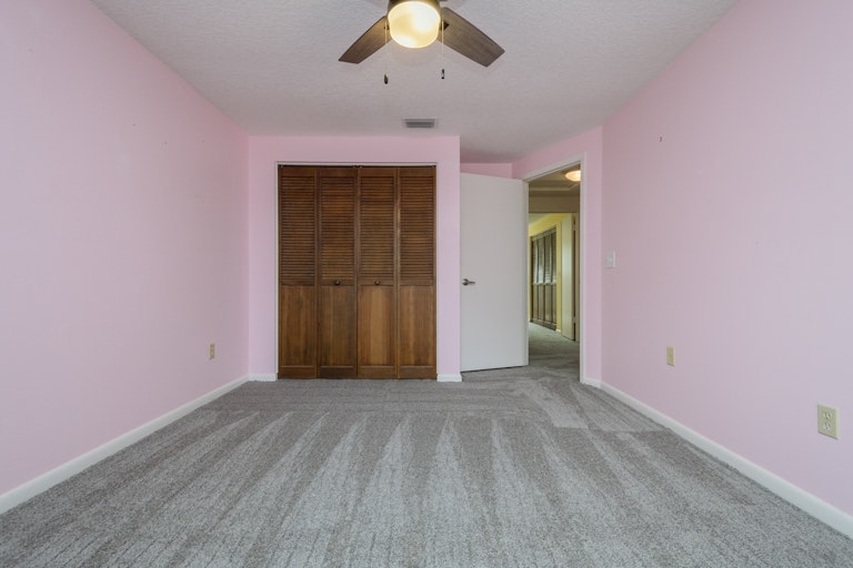Photo 23 of 37 - 3909 Rosedale Dr, Brandon, FL 33511