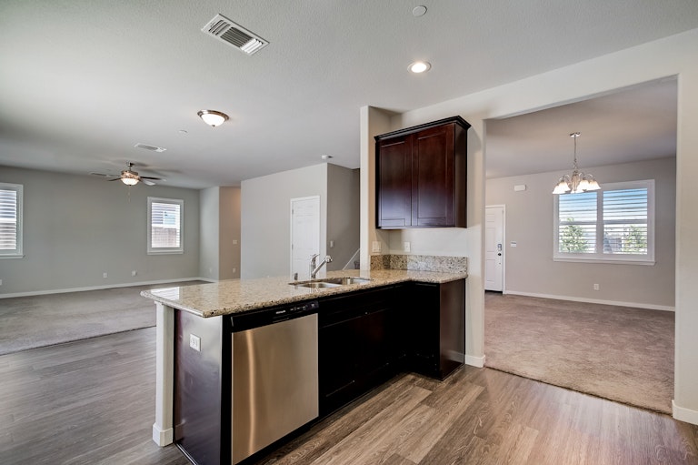 Photo 17 of 28 - 2078 River Wood Dr, Marysville, CA 95901