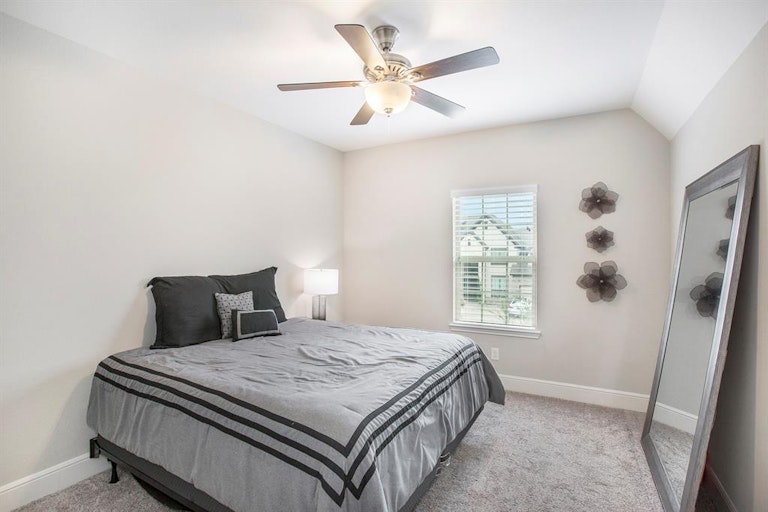 Photo 33 of 47 - 10610 Grace Hollow Dr, Cypress, TX 77433