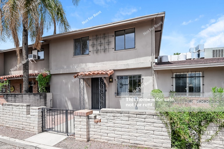 Photo 1 of 27 - 1240 S Camino Seco, Tucson, AZ 85710