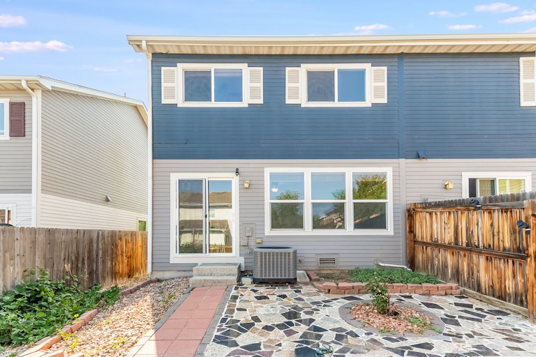 Photo 13 of 19 - 11052 Claude Ct, Northglenn, CO 80233