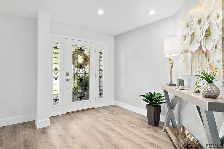 Photo 11 of 26 - 75 Blare Castle Dr, Palm Coast, FL 32137
