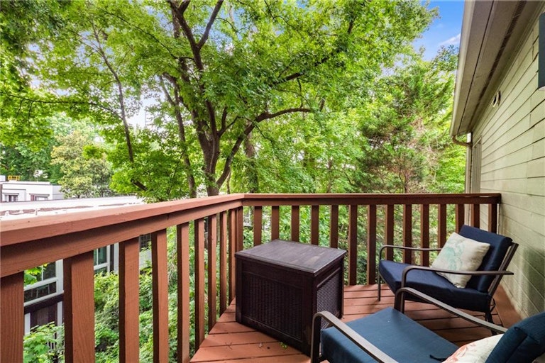 Photo 21 of 29 - 1467 Monroe Dr NE #4, Atlanta, GA 30324