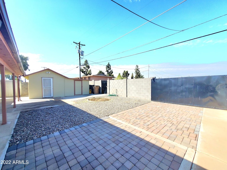 Photo 34 of 42 - 11122 W Connecticut Ave, Youngtown, AZ 85363