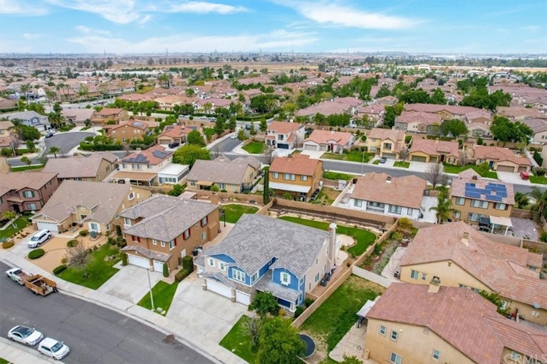 Photo 61 of 70 - 12466 Farmborough Ct, Eastvale, CA 91752
