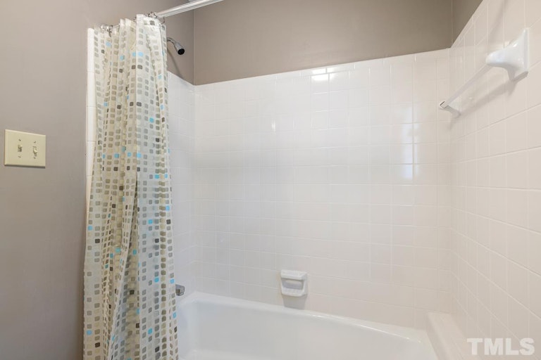 Photo 26 of 41 - 204 Merry Hill Dr, Cary, NC 27518
