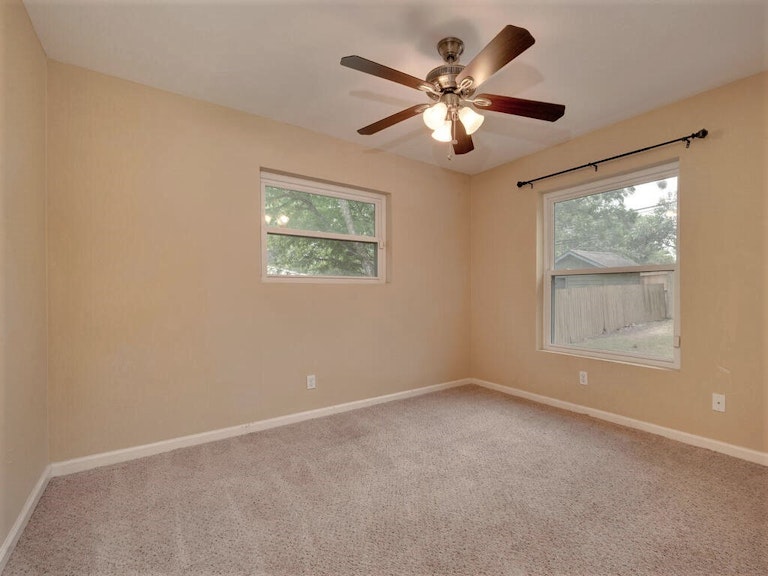 Photo 33 of 36 - 2019 Cheshire Dr, Austin, TX 78723