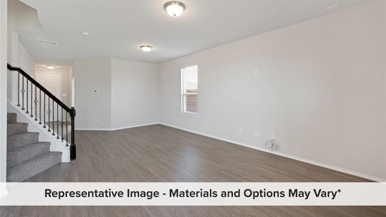 Photo 32 of 36 - 2900 Fox Trail Ln, Fort Worth, TX 76108