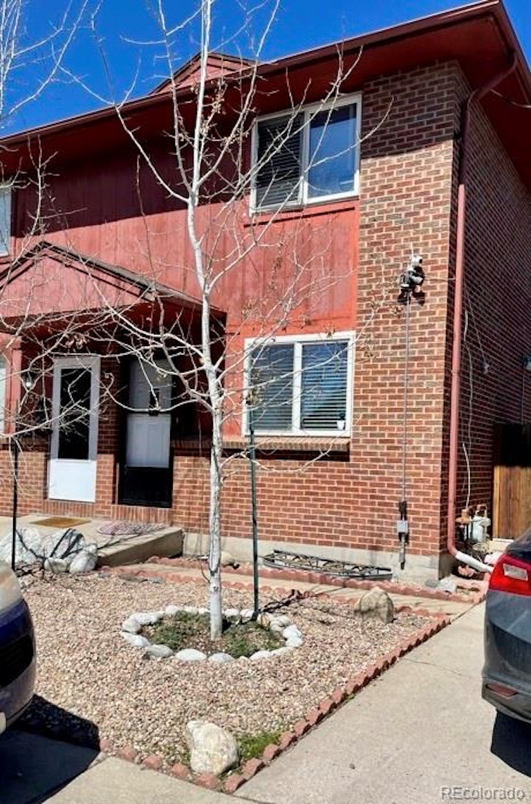 Photo 1 of 7 - 7548 Bannock St, Denver, CO 80221