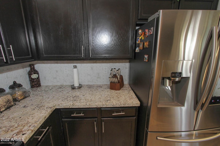 Photo 19 of 44 - 3048 W Zachary Dr, Phoenix, AZ 85027