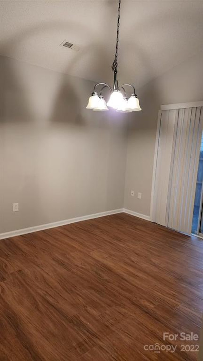 Photo 5 of 15 - 7937 Latchington Ct, Charlotte, NC 28227