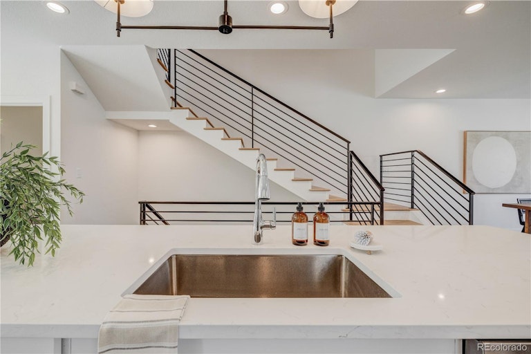 Photo 9 of 40 - 3422 S Grant St, Englewood, CO 80113