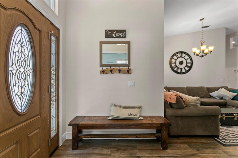 Photo 11 of 68 - 19139 Cherry Rose Cir, Lutz, FL 33558