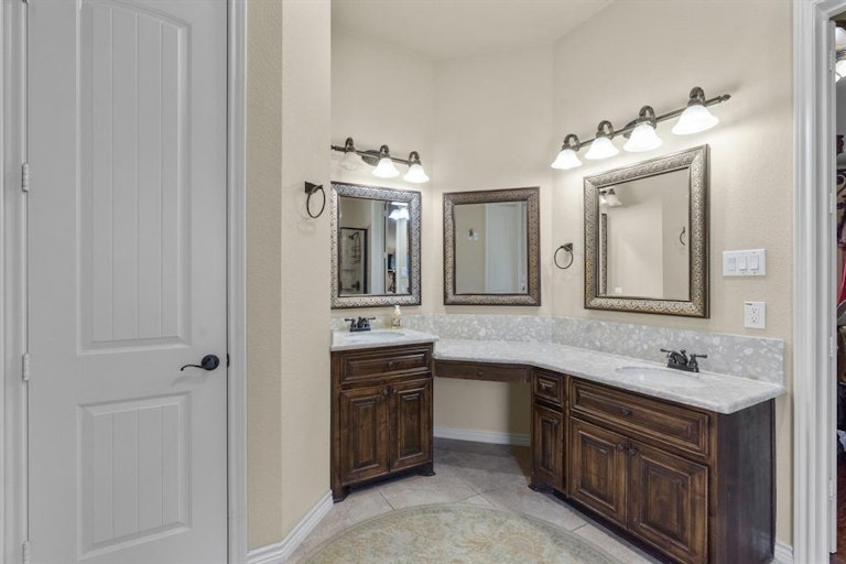 Photo 18 of 25 - 790 Calaveras Ct, Prosper, TX 75078